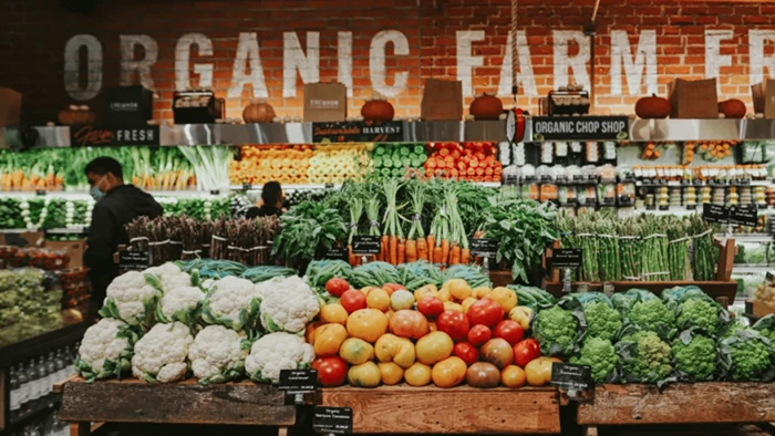 organic grocery by erewhon